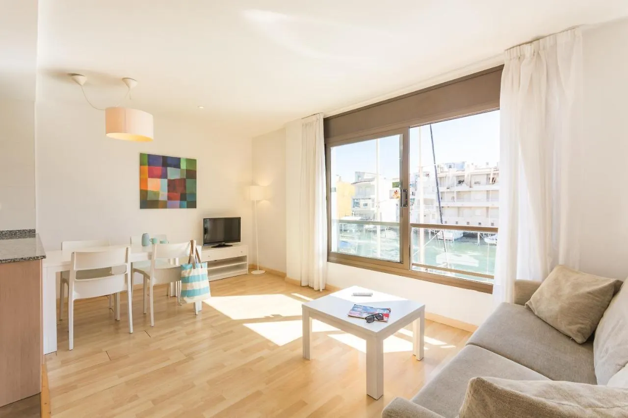 Pierre & Vacances Empuriabrava Marina Apartment