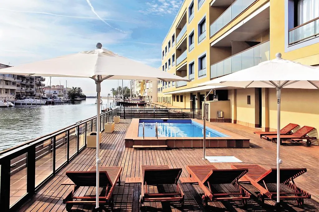Apartment Pierre & Vacances Empuriabrava Marina Spain