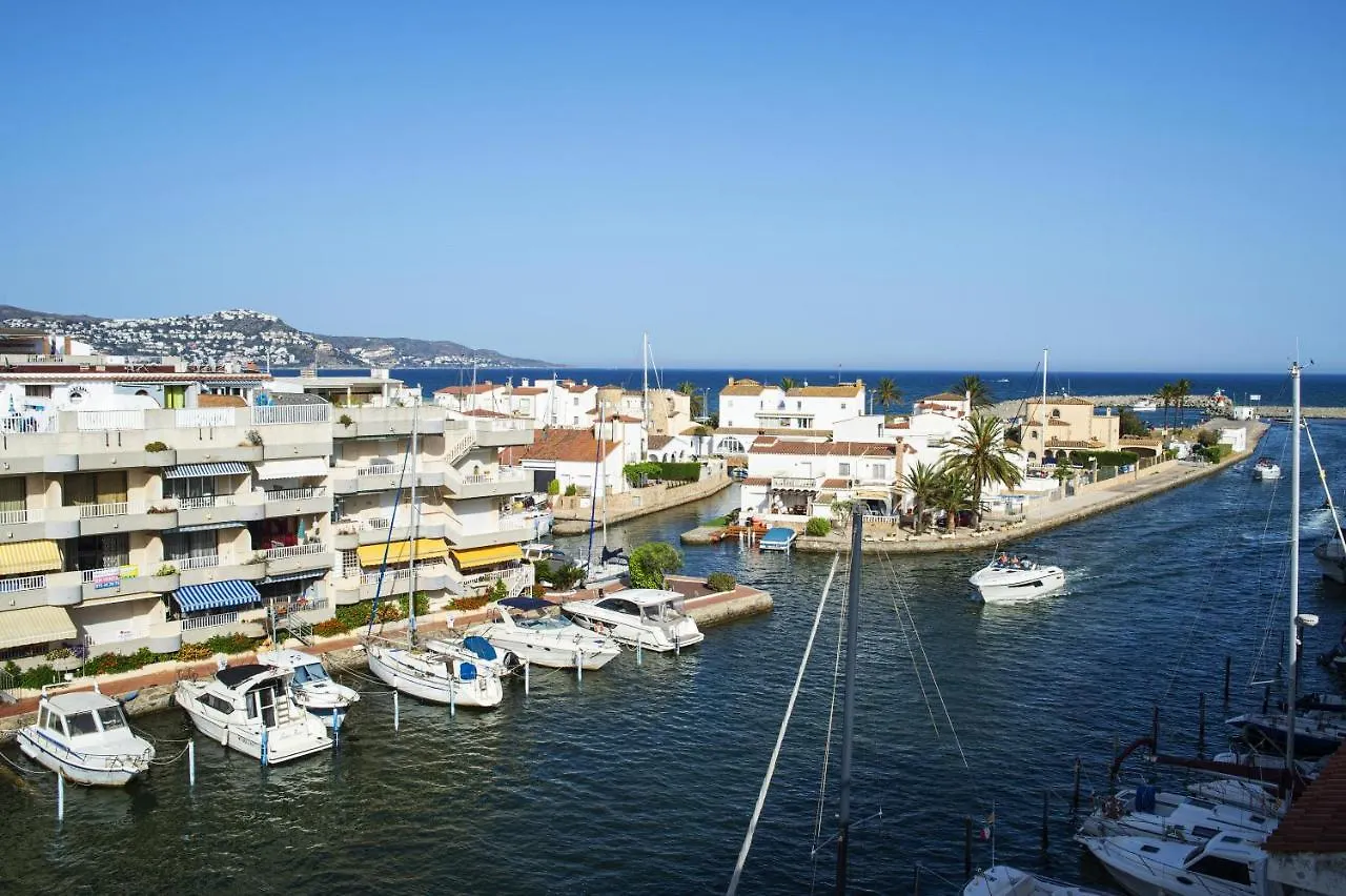 Pierre & Vacances Empuriabrava Marina 0*,